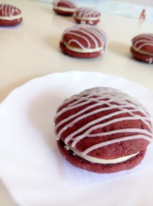 Red Velvet Whoopie pie 