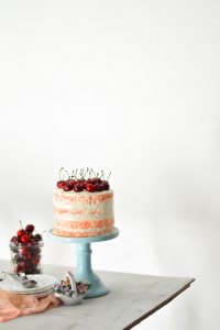 anniversary cake food styling 