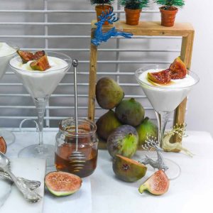 Yogurt Mousse with Honey Caramelised Figs
