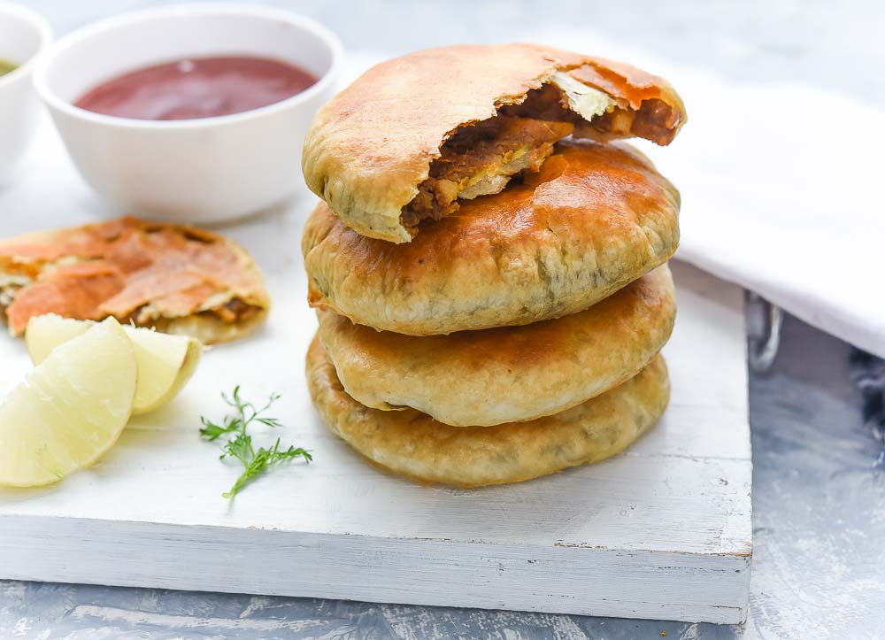 Baked Onion Kachori